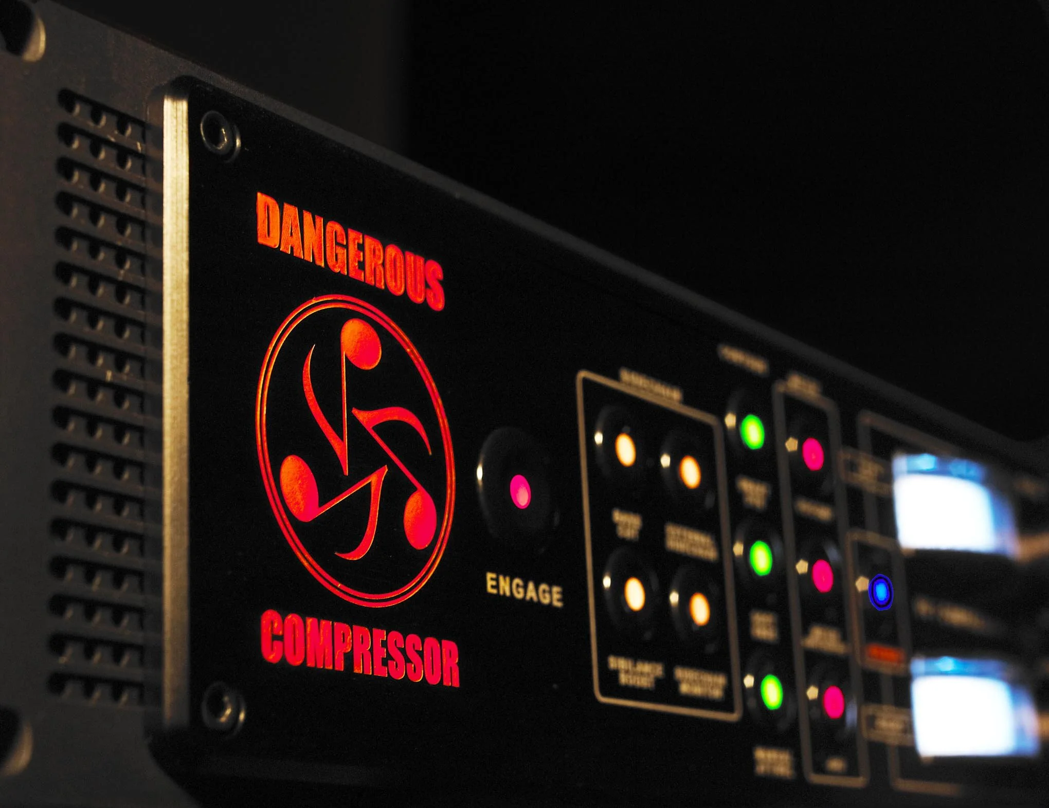 COMPRESSOR — Dangerous Music®